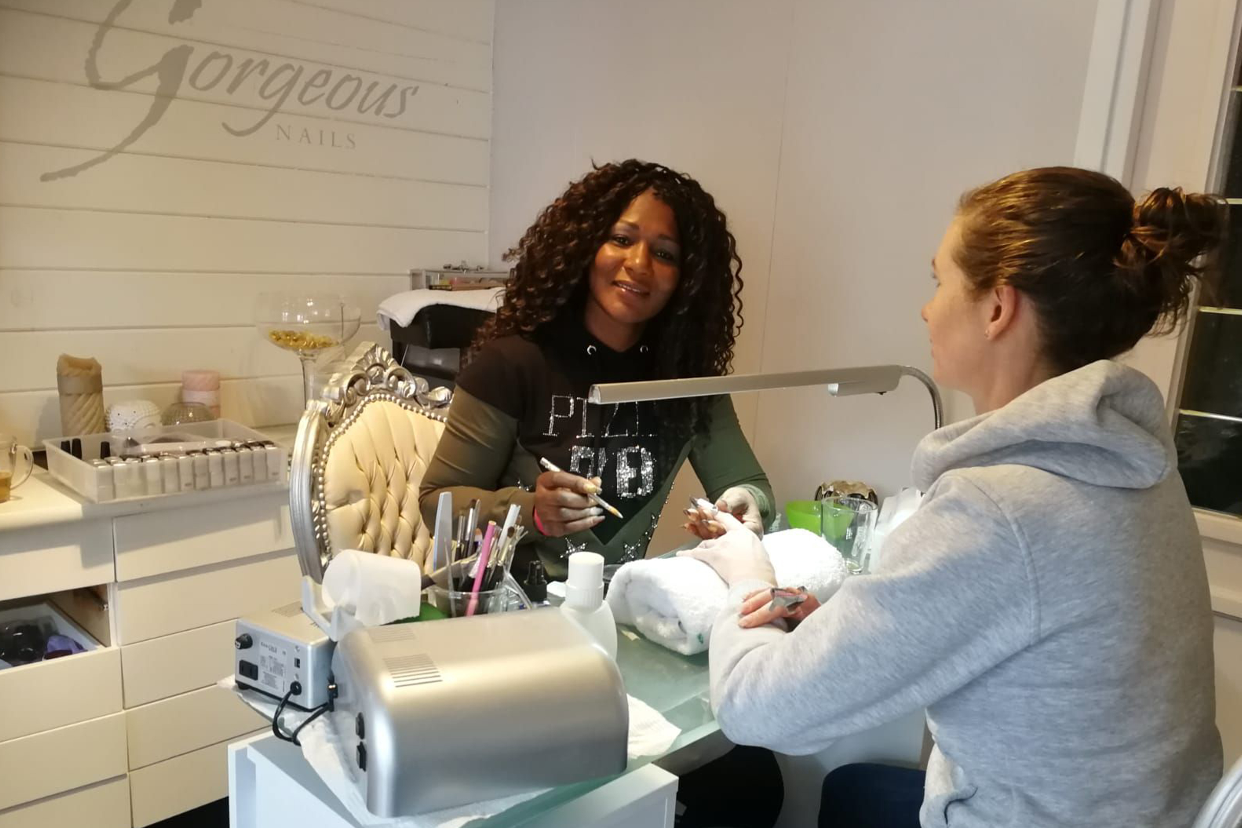 Beperken Woestijn tweede Nagel Studio Zoetermeer Gorgeous nails.